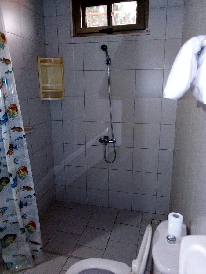 Hotel Saint Thomas Ломе Екстериор снимка